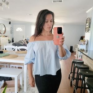 Forever 21 Size S Baby Blue Off Shoulder Blouse